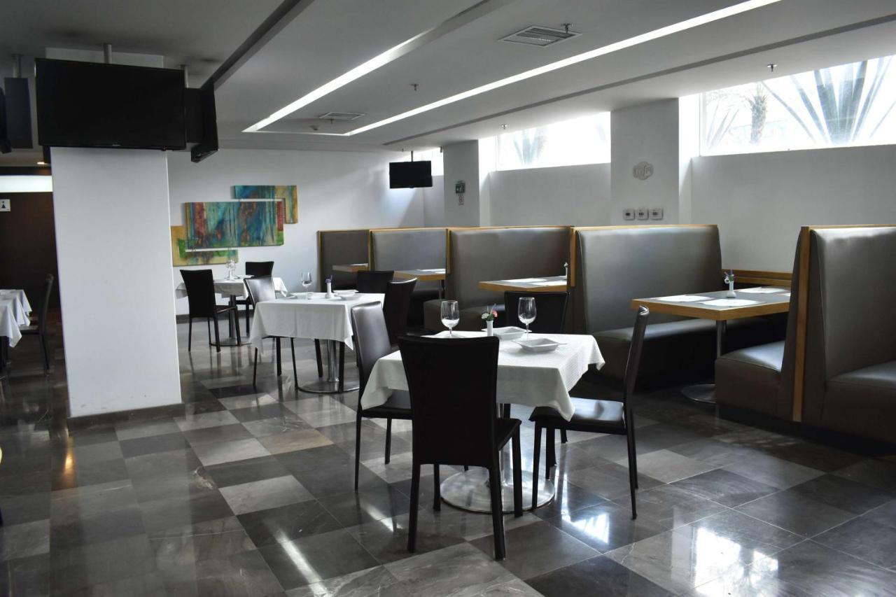 Ramada By Wyndham Mexico City Santa Fe Exterior photo