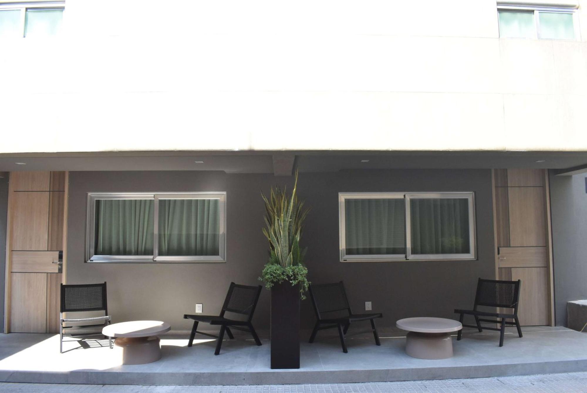 Ramada By Wyndham Mexico City Santa Fe Exterior photo